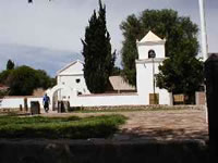 La pequeña iglesia de Uquía, resultó una verdadera "perlita" digna de una visita.